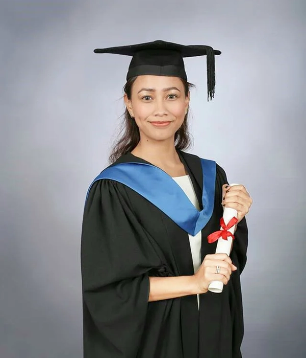 นางสาวกฤตพร หง้าฝา (โบว์)