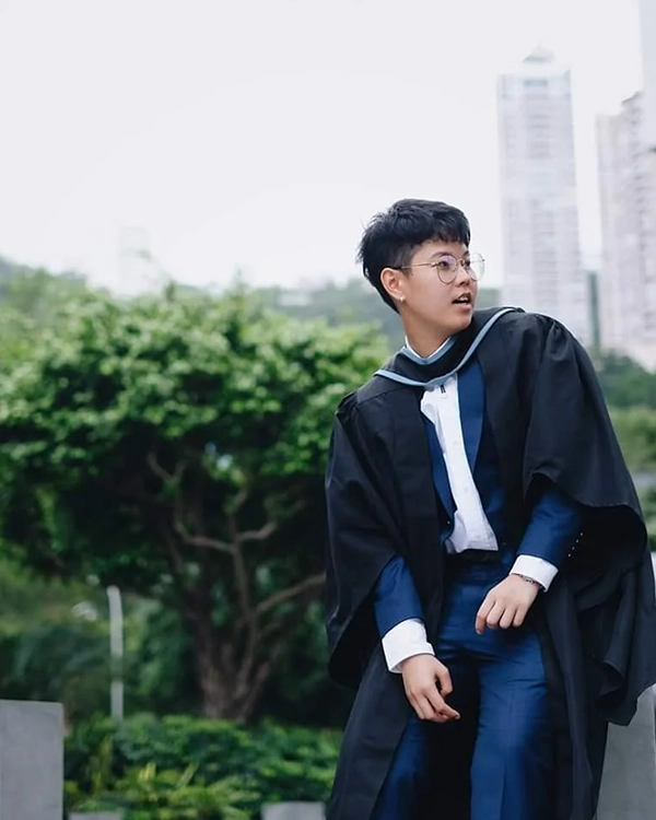 นางสาวกมลวัลย์ ประทุมรัตน์ (พัช)