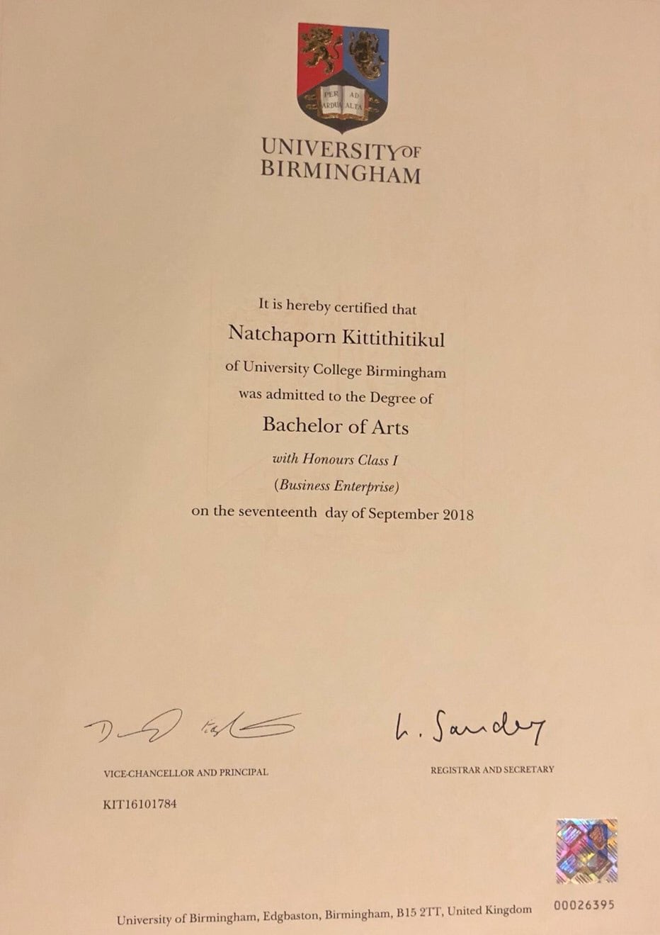 certificate of นางสาวณัชชาพร กิตติฐิติกุล (ซินดี้)